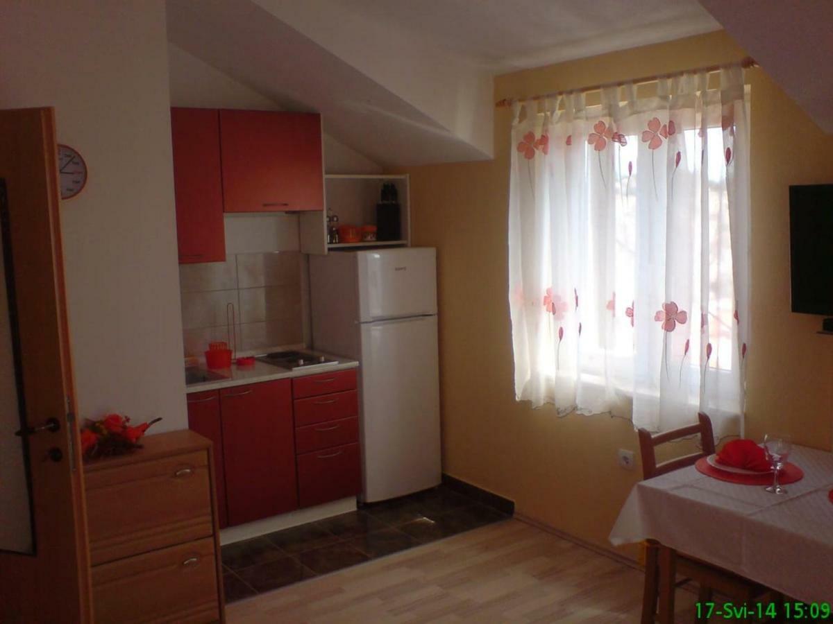 Orange Eni Apartman *