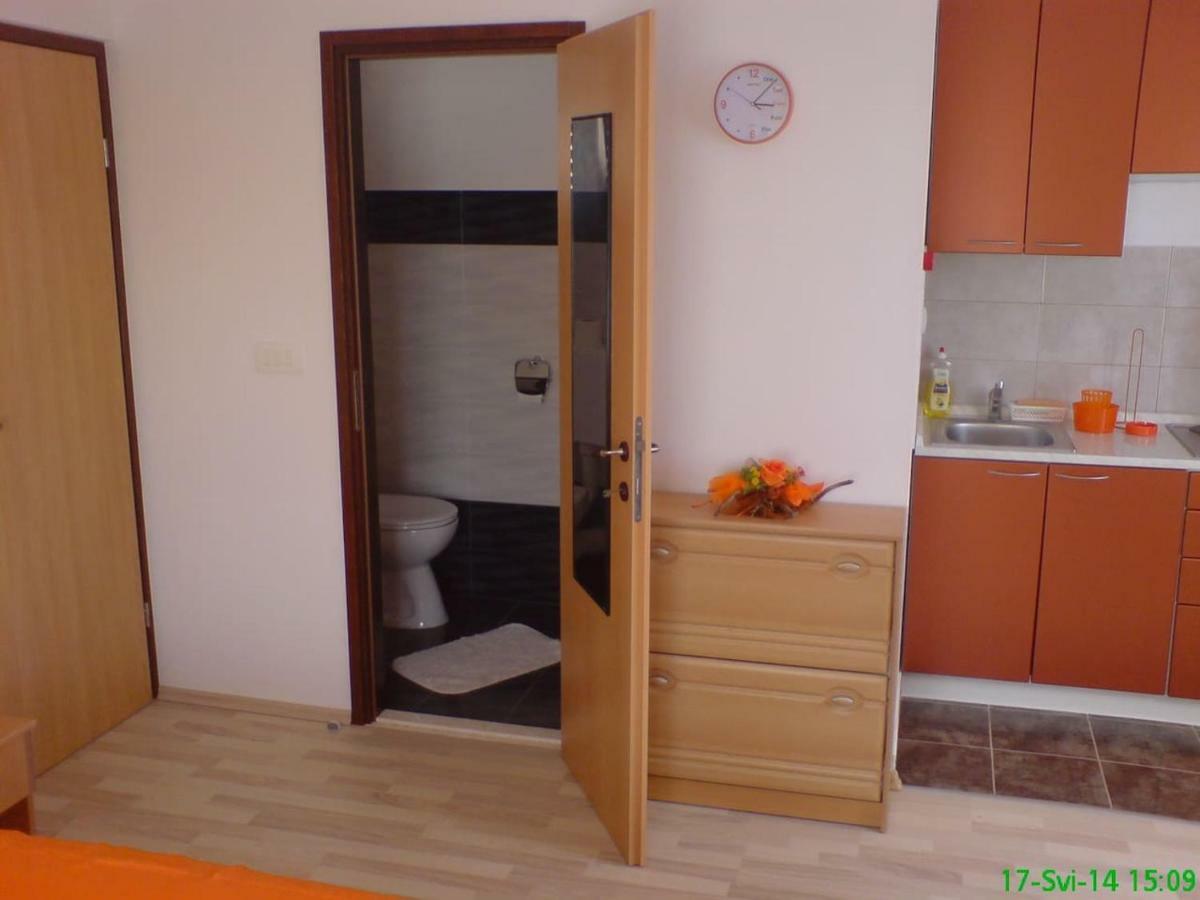 Orange Eni Apartman *