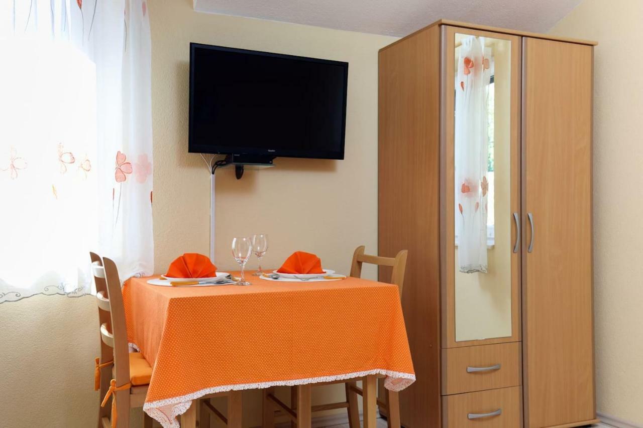 Appartamento Orange Eni Hvar Town