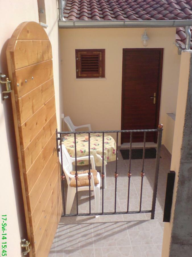 Orange Eni Apartman *